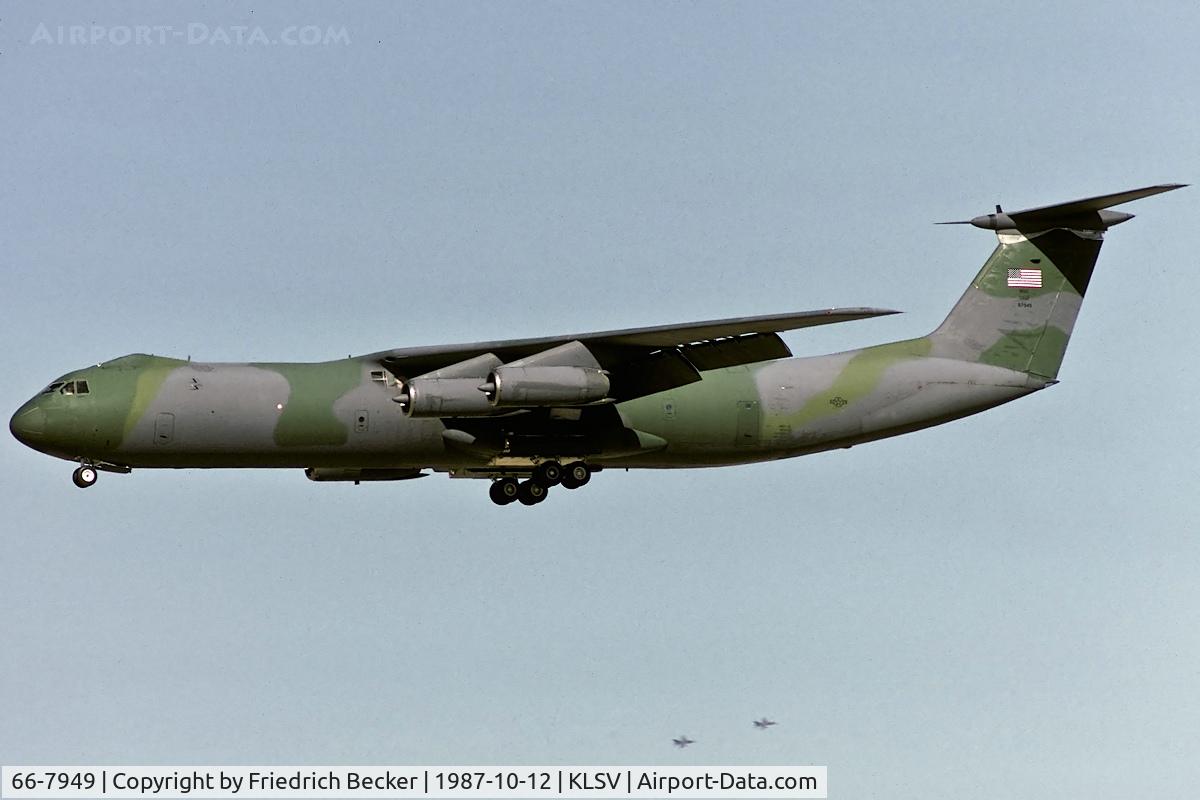 66-7949, 1966 Lockheed C-141B Starlifter C/N 300-6941, on final