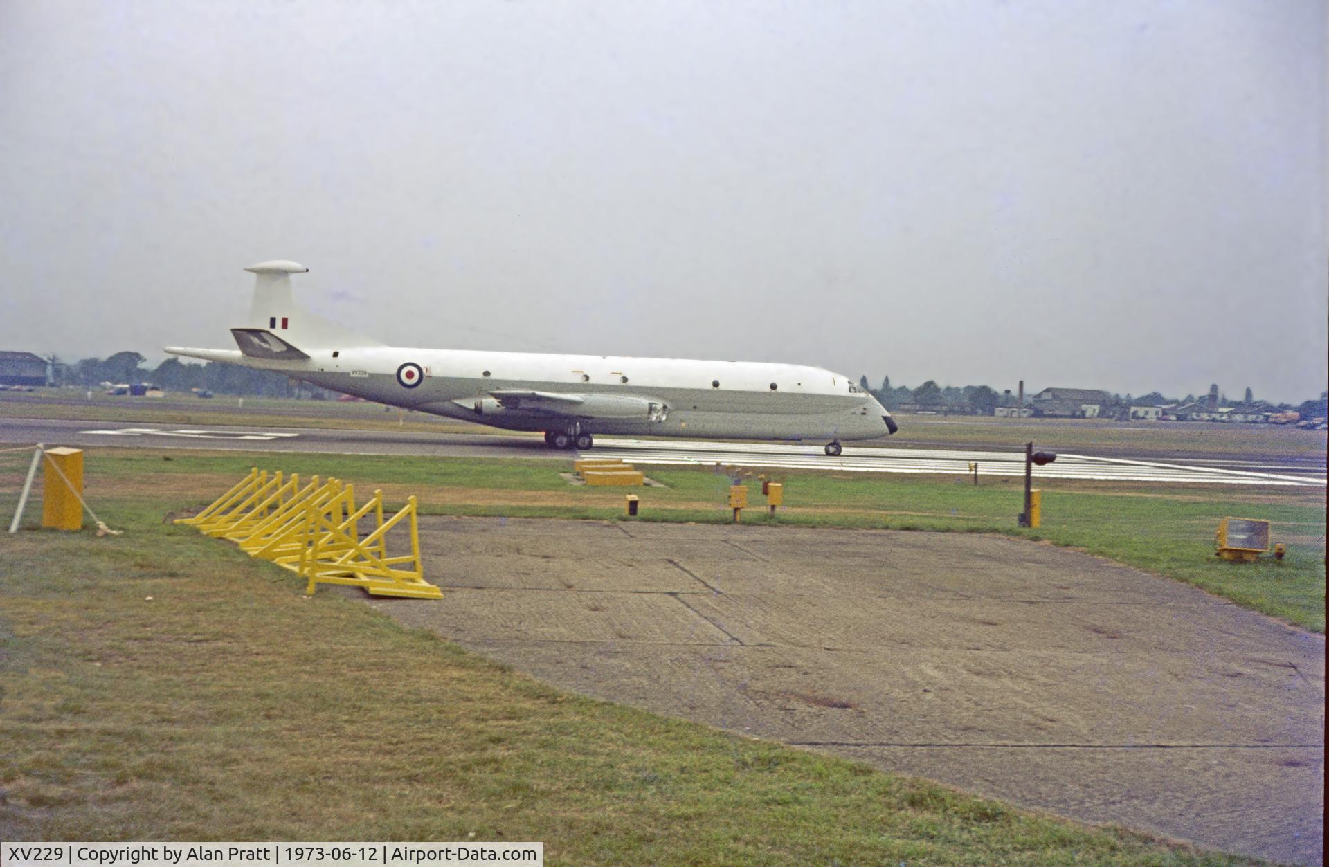 XV229, Hawker Siddeley Nimrod MR.1 C/N 85004, Unsure of location.
Date taken is only rough estimate unsure of exact date
Scanned from slide required some restoration.
Sorry no more details.