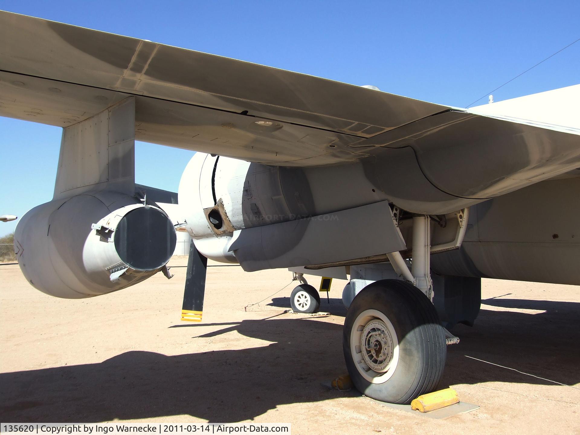 135620, 1955 Lockheed AP-2H Neptune C/N 726-7052, Lockheed AP-2H Neptune at the Pima Air & Space Museum, Tucson AZ