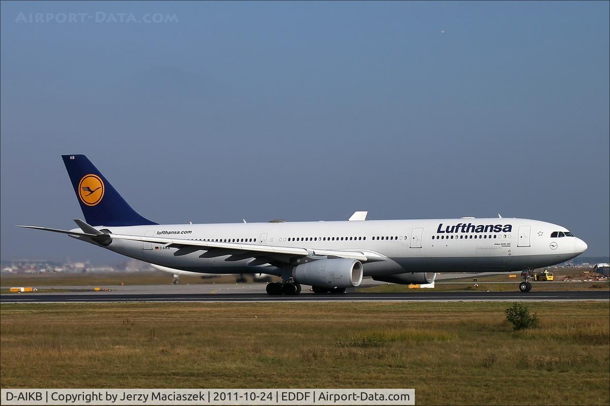 D-AIKB, 2004 Airbus A330-343X C/N 576, Airbus A330-343