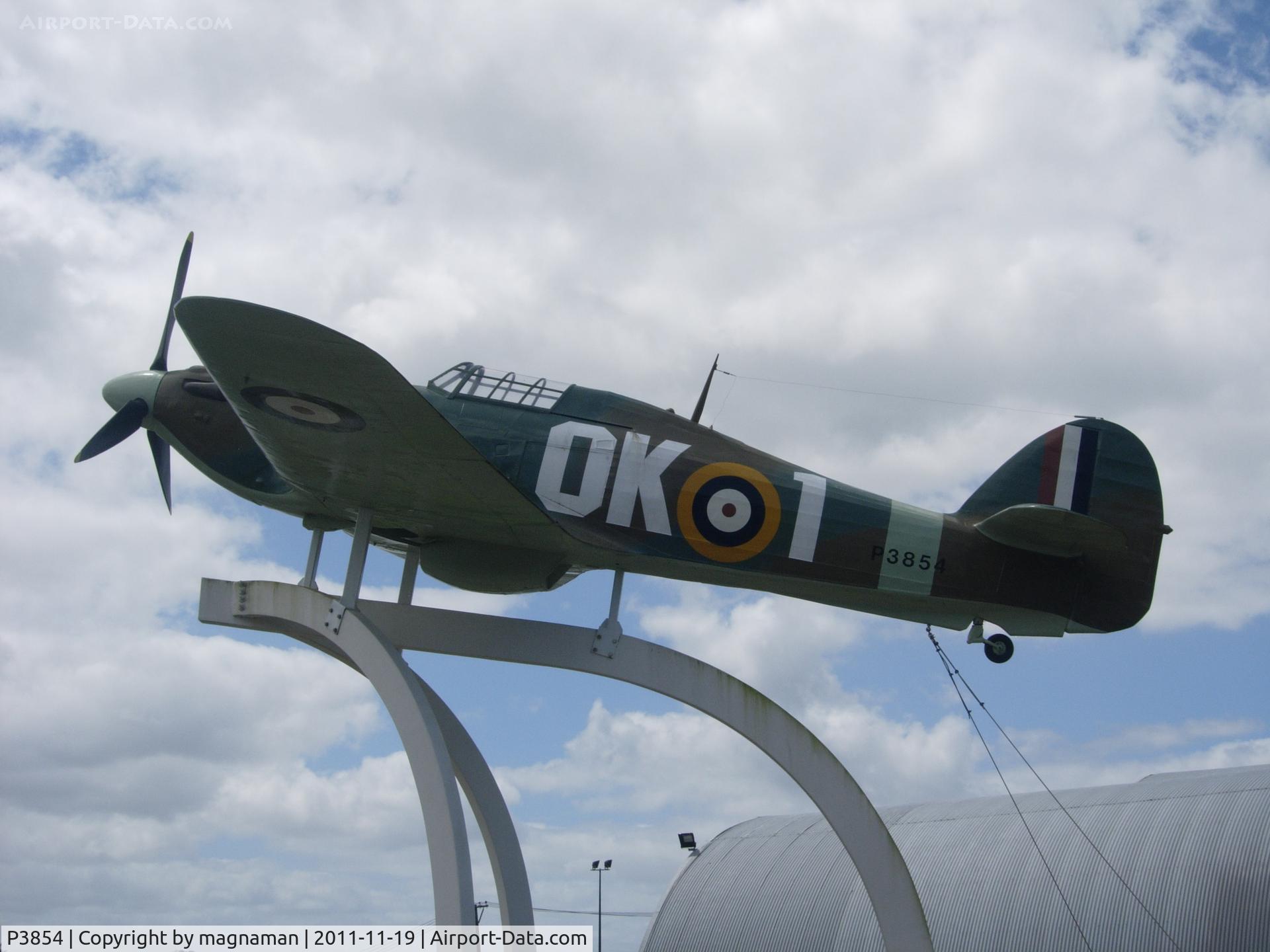 P3854, Hawker Hurricane Replica C/N Not found P3854, Shame it's not real!

Outside new hall at MOTAT