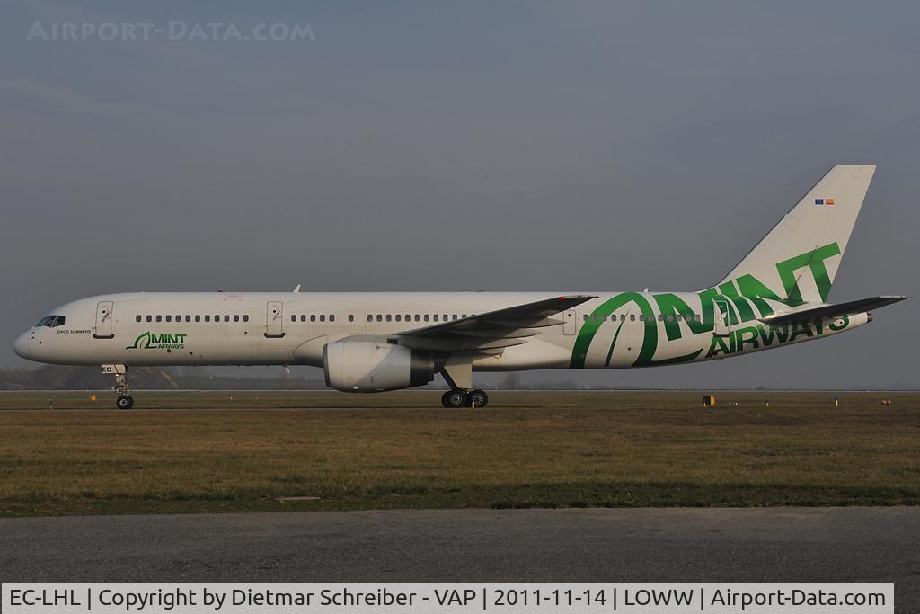 EC-LHL, 1990 Boeing 757-28A C/N 24544, Mint Boeing 757-200
