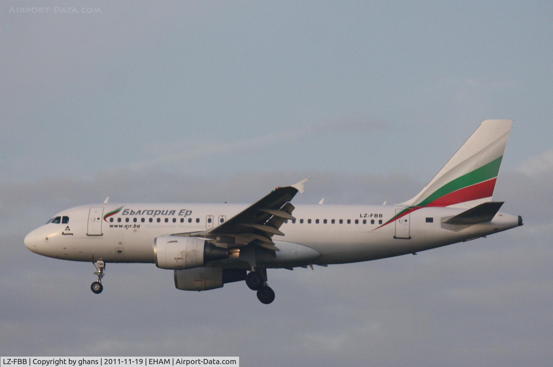 LZ-FBB, 2007 Airbus A319-112 C/N 3309, Landing 18R