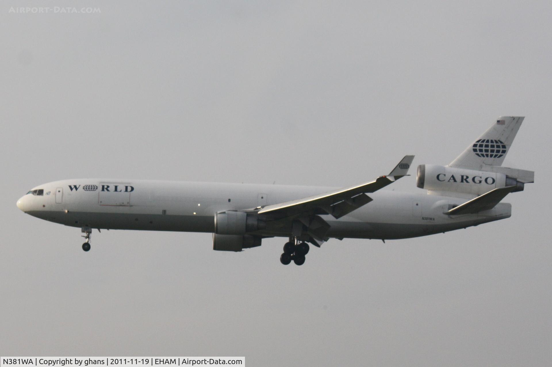 N381WA, 1992 McDonnell Douglas MD-11F C/N 48523, Landing 18R
