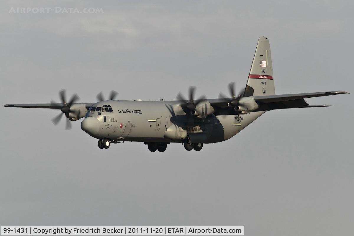 99-1431, 1999 Lockheed Martin C-130J-30 Super Hercules C/N 382-5517, approach RW26