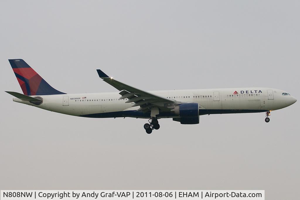 N808NW, 2004 Airbus A330-323 C/N 0591, Delta Airlines A330-300