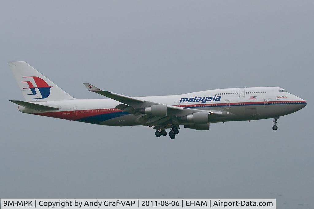 9M-MPK, 1998 Boeing 747-4H6 C/N 28427, Malaysia Airlines 747-400