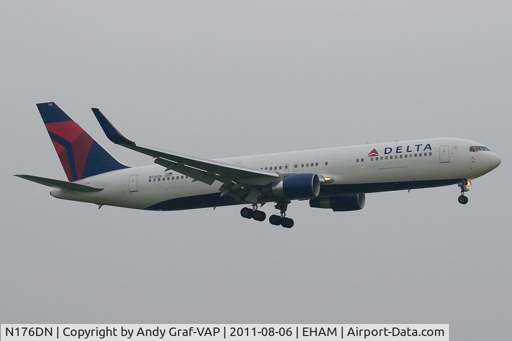 N176DN, 1990 Boeing 767-332 C/N 25061, Delta Airlines 767-300