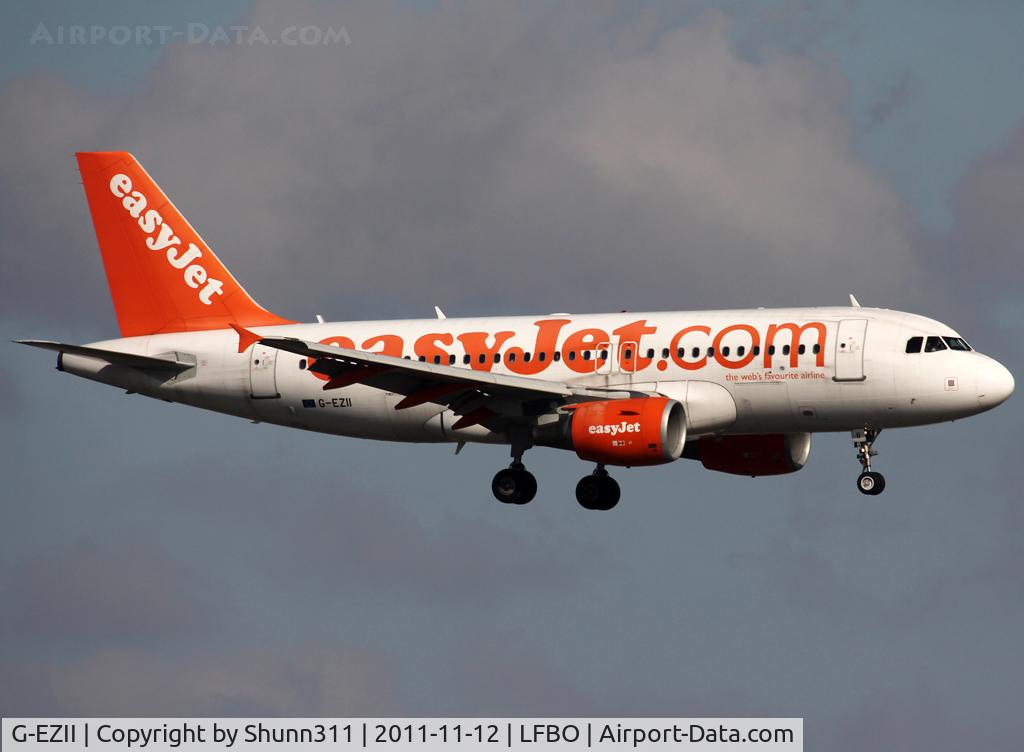G-EZII, 2005 Airbus A319-111 C/N 2471, Landing rwy 14L