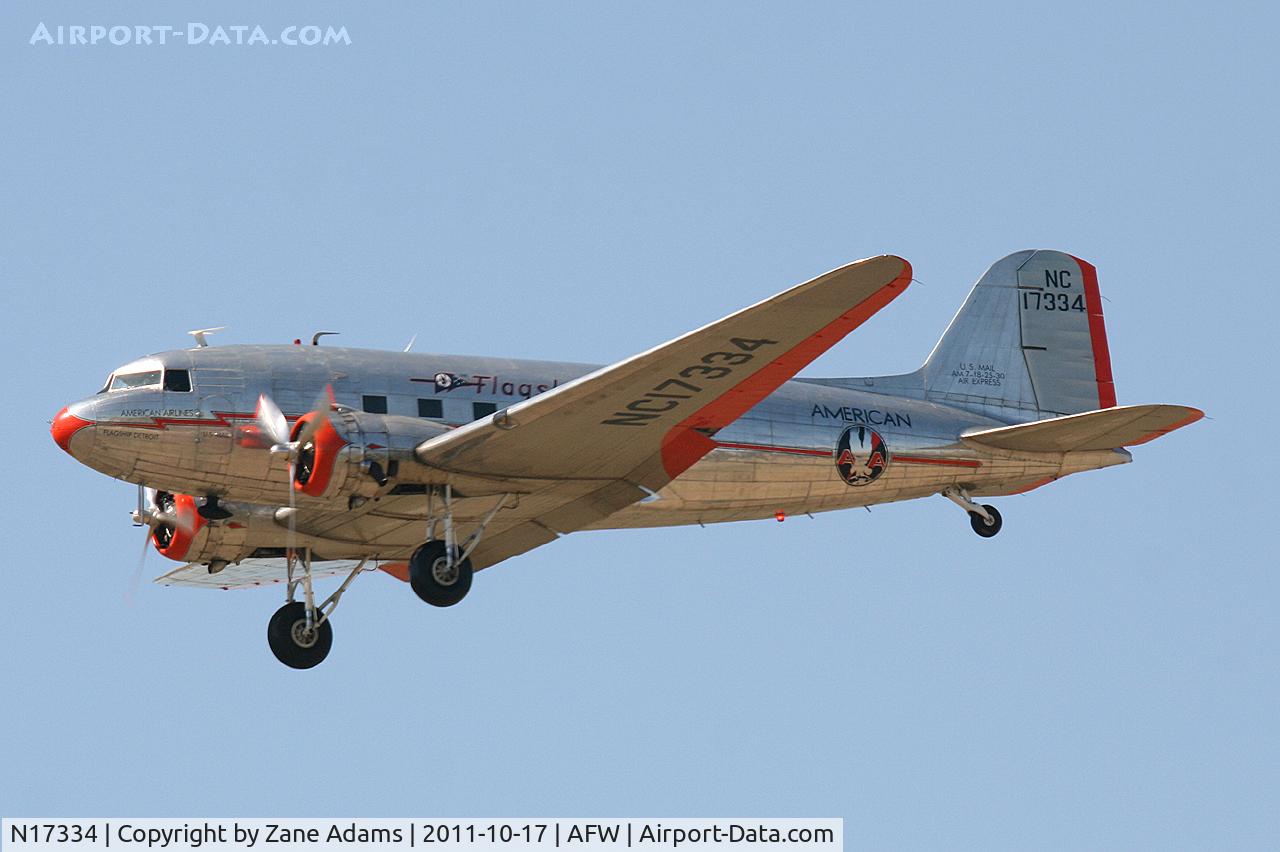 N17334, 1937 Douglas DC-3-178 C/N 1920, American Airlines' DC-3 landing at Alliance Airport - Fort Worth, TX