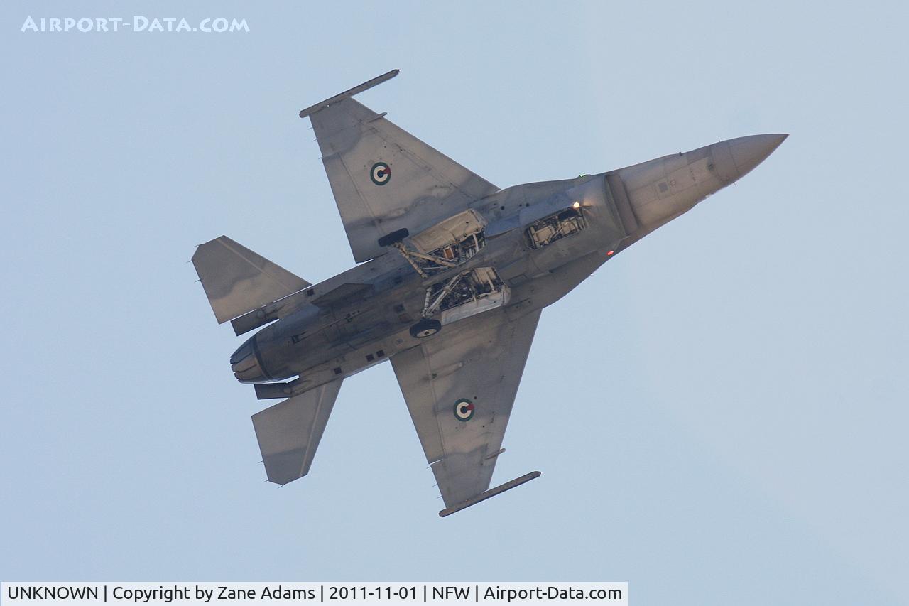 UNKNOWN, General Dynamics F-16C Fighting Falcon C/N Unknown, UAE F-16 landing at NASJRB Fort Worth
