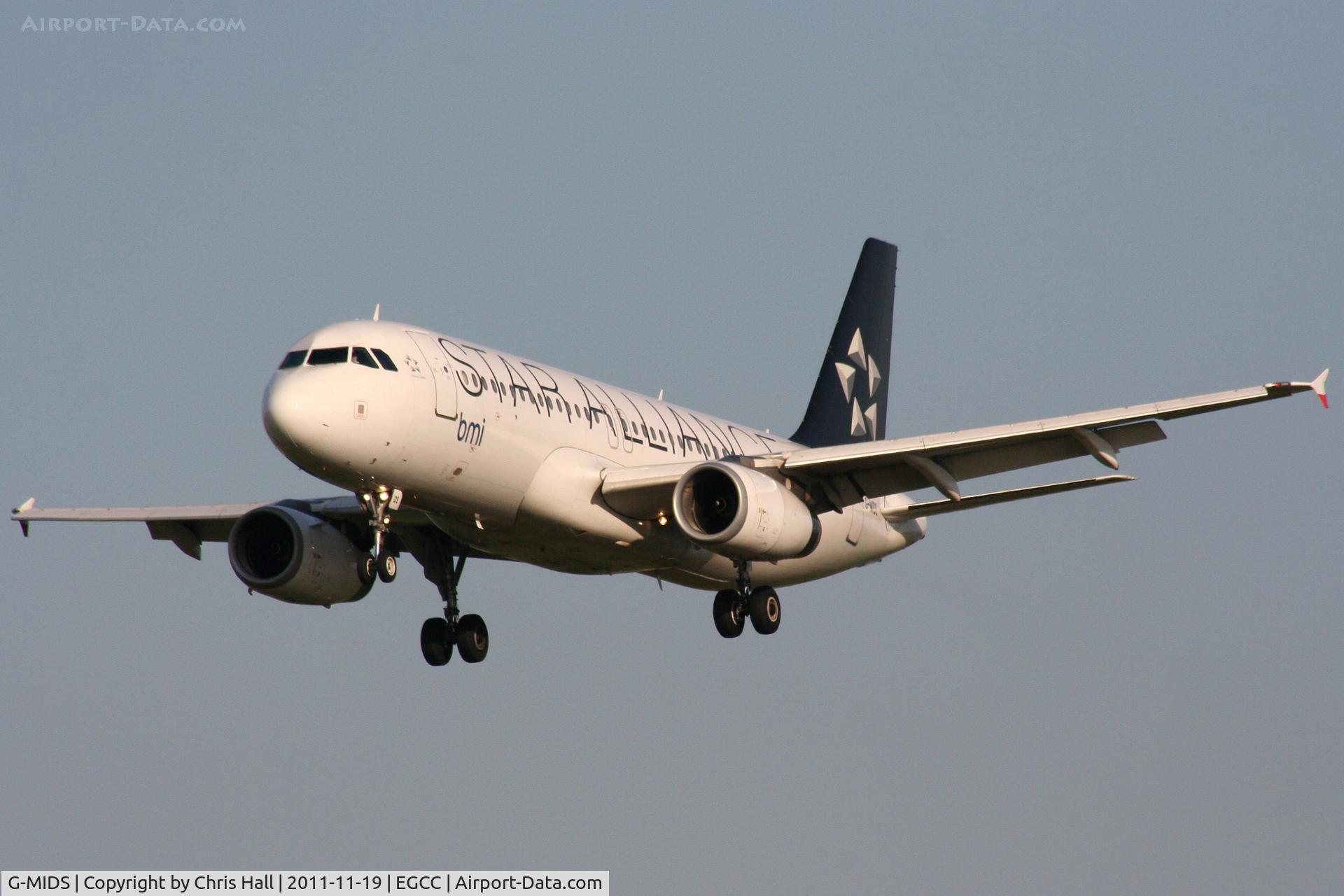 G-MIDS, 2001 Airbus A320-232 C/N 1424, BMI - British Midland in Star Alliance scheme