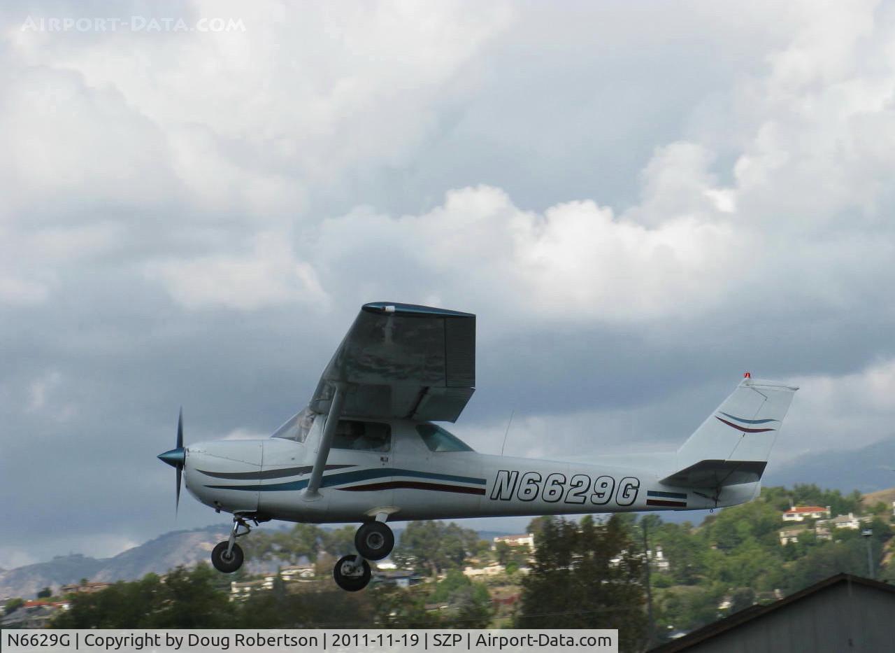 N6629G, 1970 Cessna 150L C/N 15072129, 1970 Cessna 150L, Continental O-200 100 Hp, takeoff climb Rwy 22