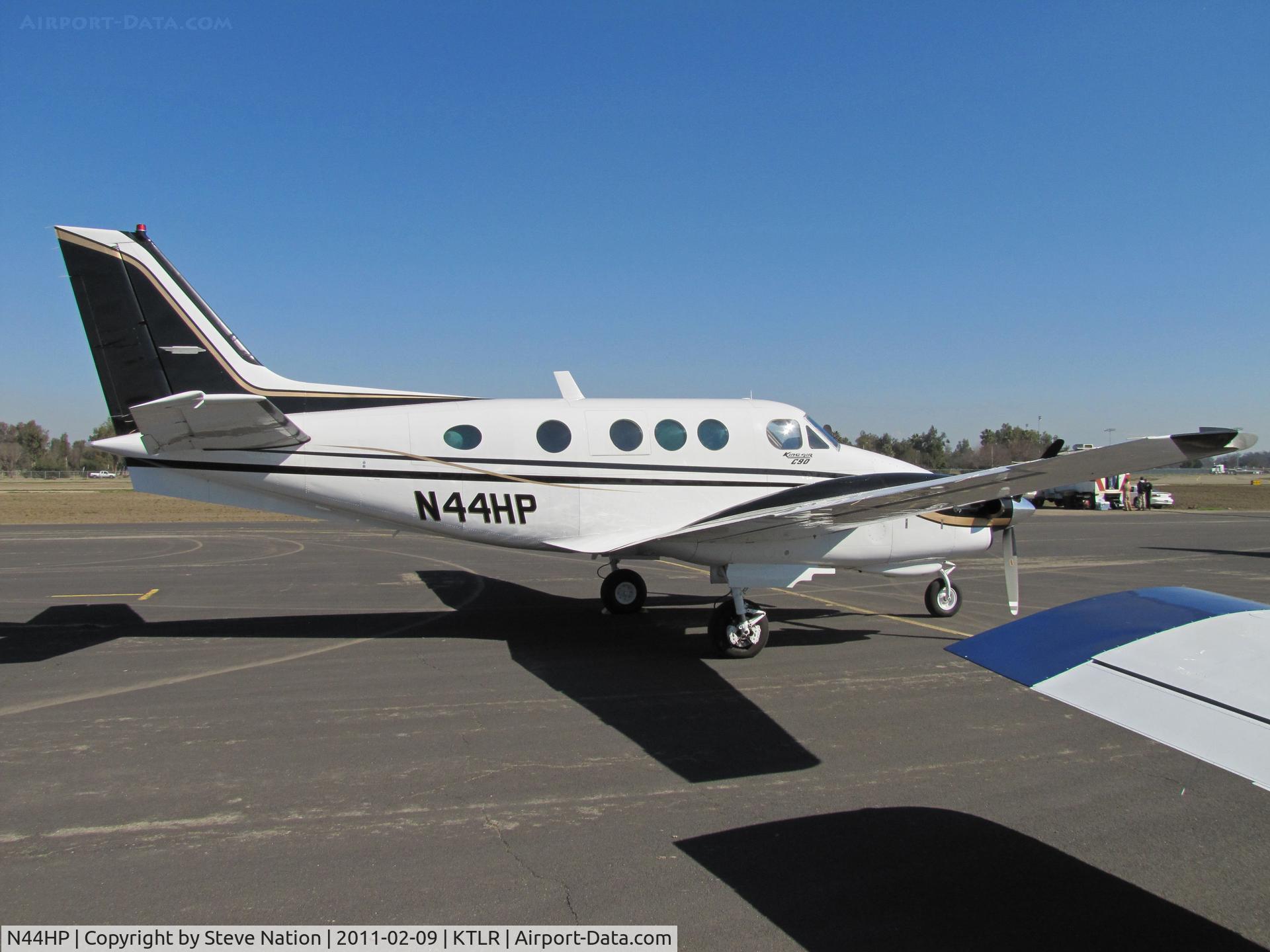 N44HP, 1976 Beech C90 King Air C/N LJ-702, 1976 Beech C90 at Tulare, CA for International Ag Exposition