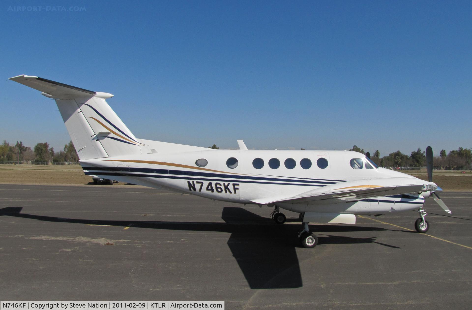 N746KF, 1979 Beech 200 C/N BB-473, Ad Logistics LLC (Jerome, ID) 1979 Beech 200 @ Tulare, CA for International Ag Expo