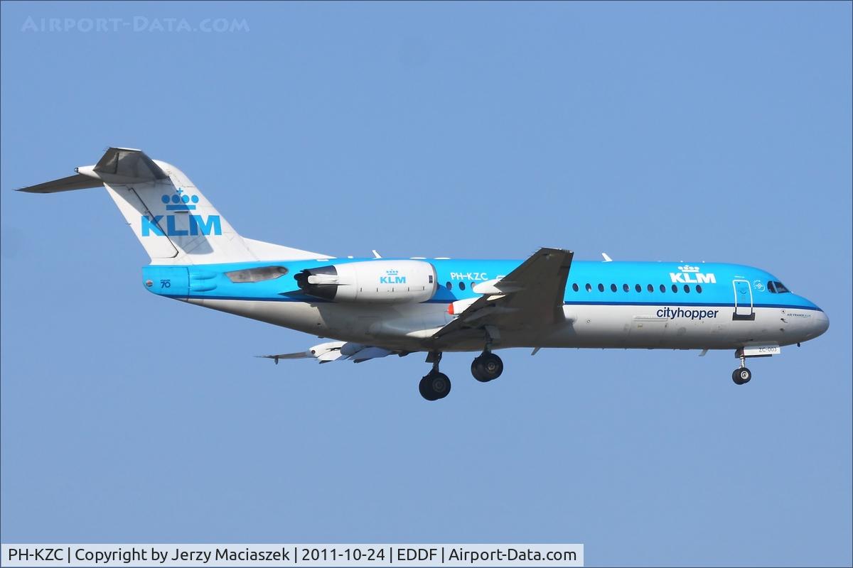 PH-KZC, 1996 Fokker 70 (F-28-0070) C/N 11566, Fokker 70