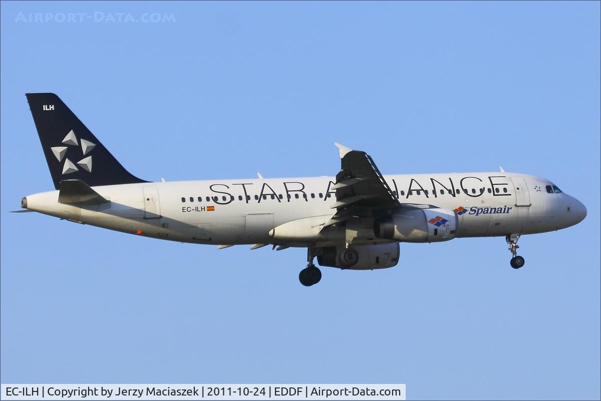 EC-ILH, 2002 Airbus A320-232 C/N 1914, Airbus A320-232
