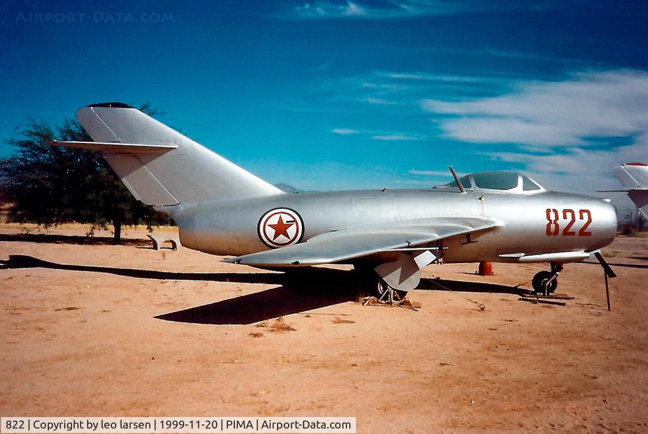 822, Mikoyan-Gurevich MiG-15bis C/N 1B00822, Pima Air Museum 20.11.99