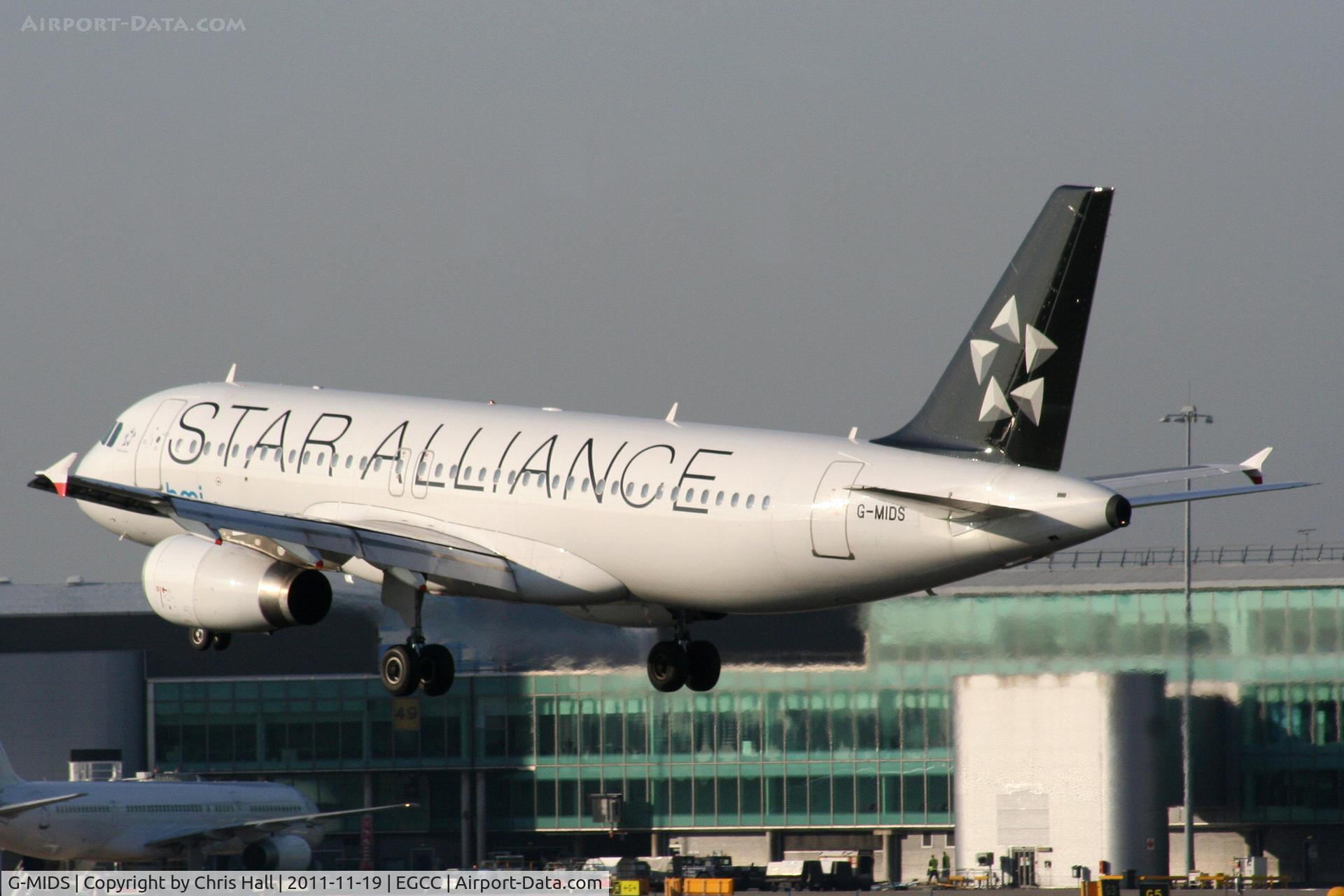 G-MIDS, 2001 Airbus A320-232 C/N 1424, BMI - British Midland in Star Alliance scheme