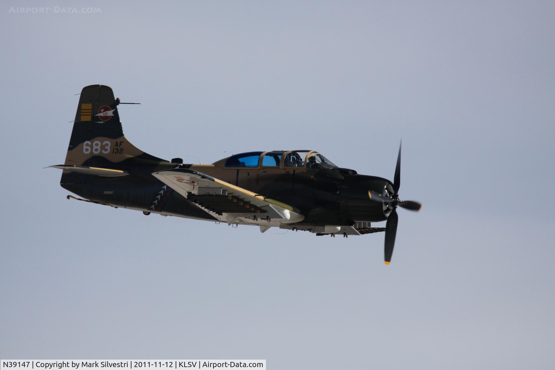 N39147, Douglas AD-5 (A-1E) Skyraider C/N 9540, Aviation Nation 2011