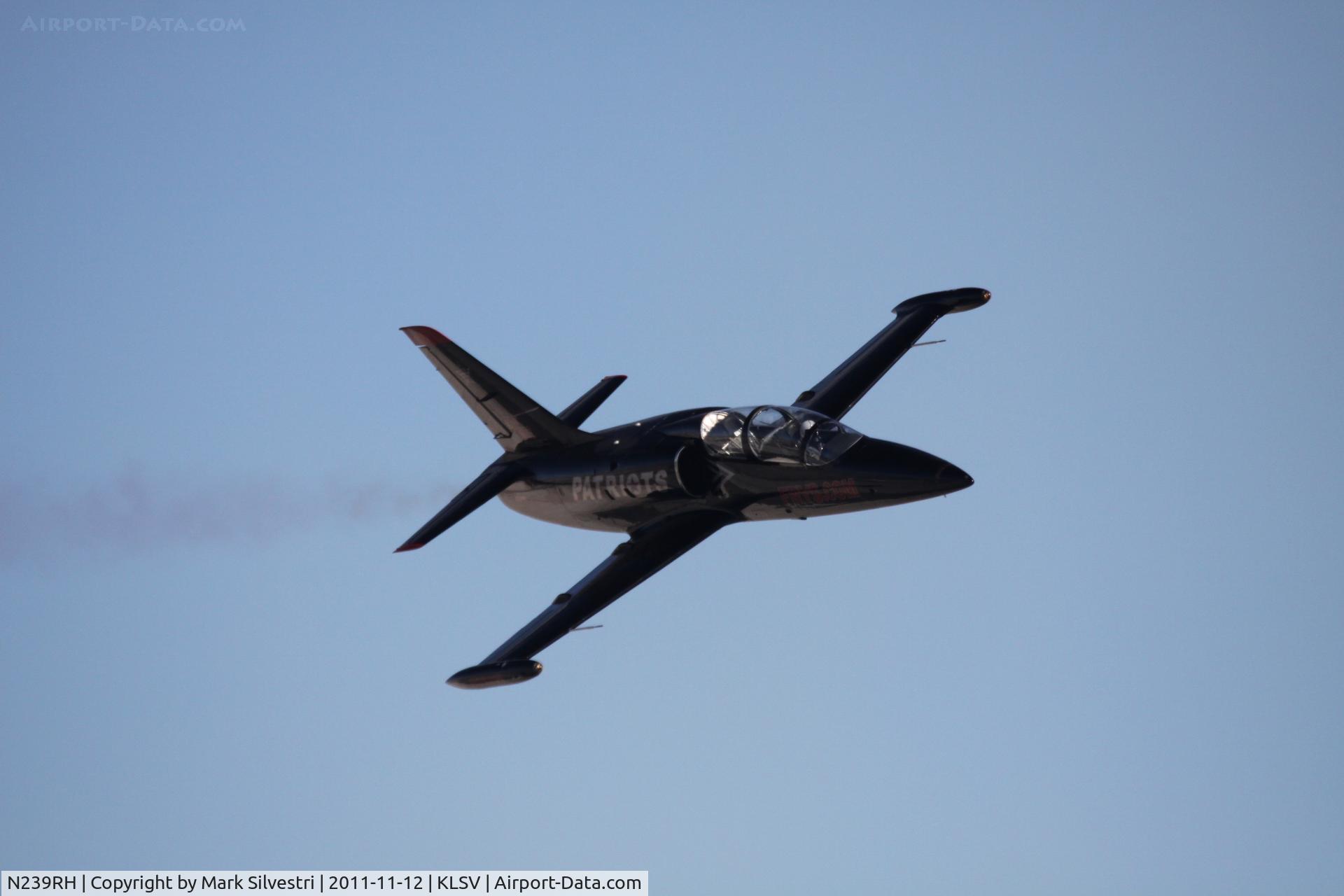 N239RH, 1983 Aero L-39 Albatros C/N 332447, Aviation Nation 2011
