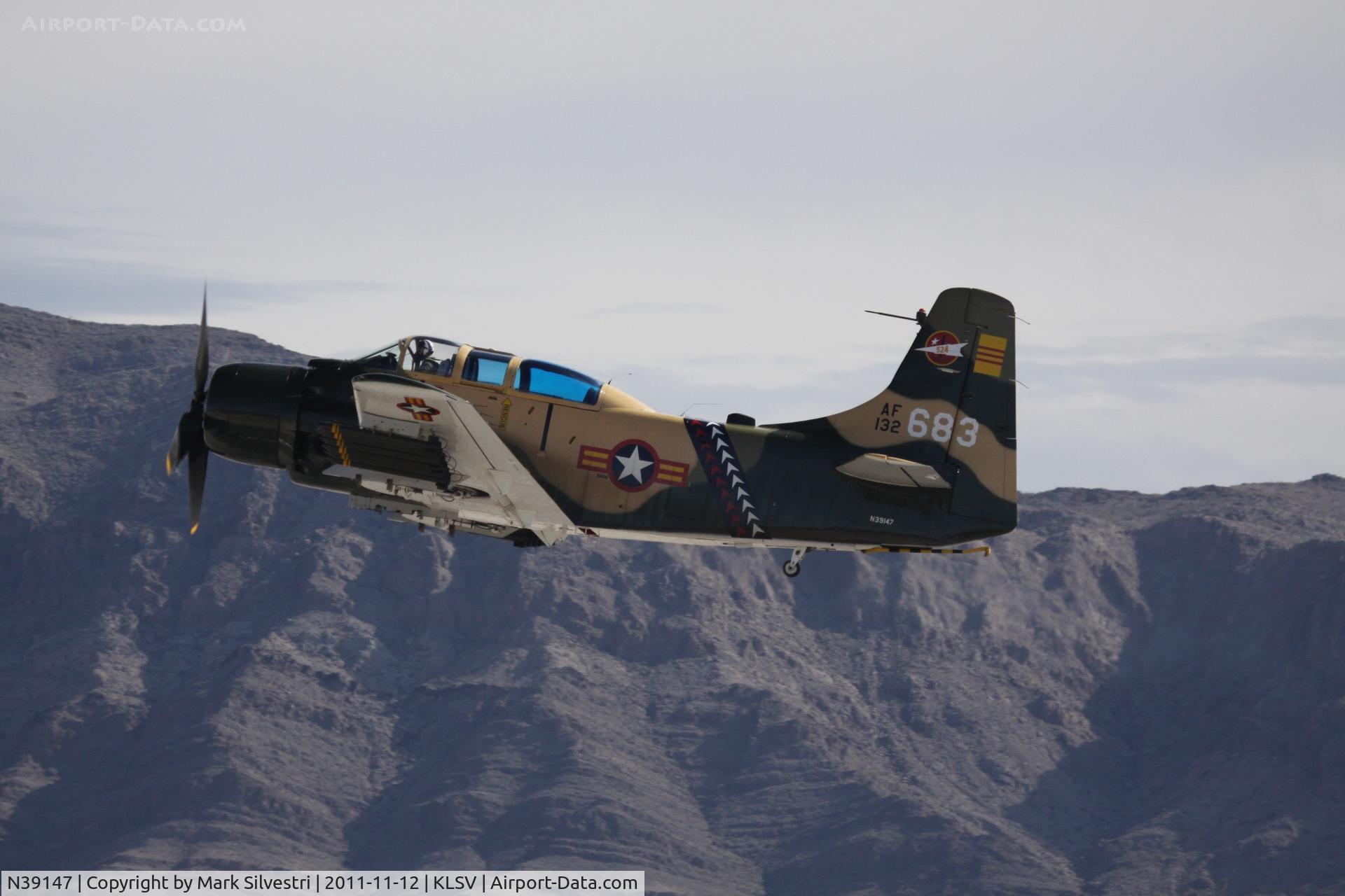 N39147, Douglas AD-5 (A-1E) Skyraider C/N 9540, Aviation Nation 2011