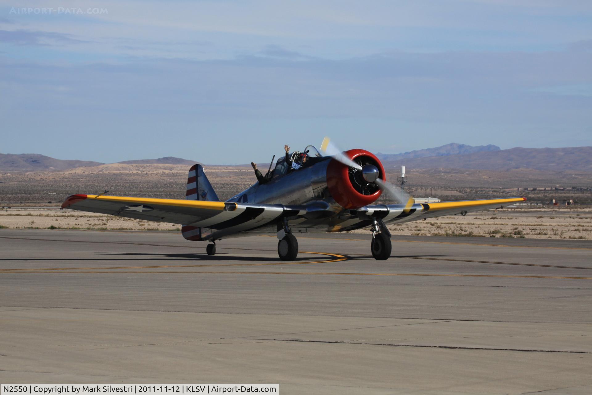 N2550, 1985 North American SNJ-5 Texan C/N 43683, Aviation Nation 2011