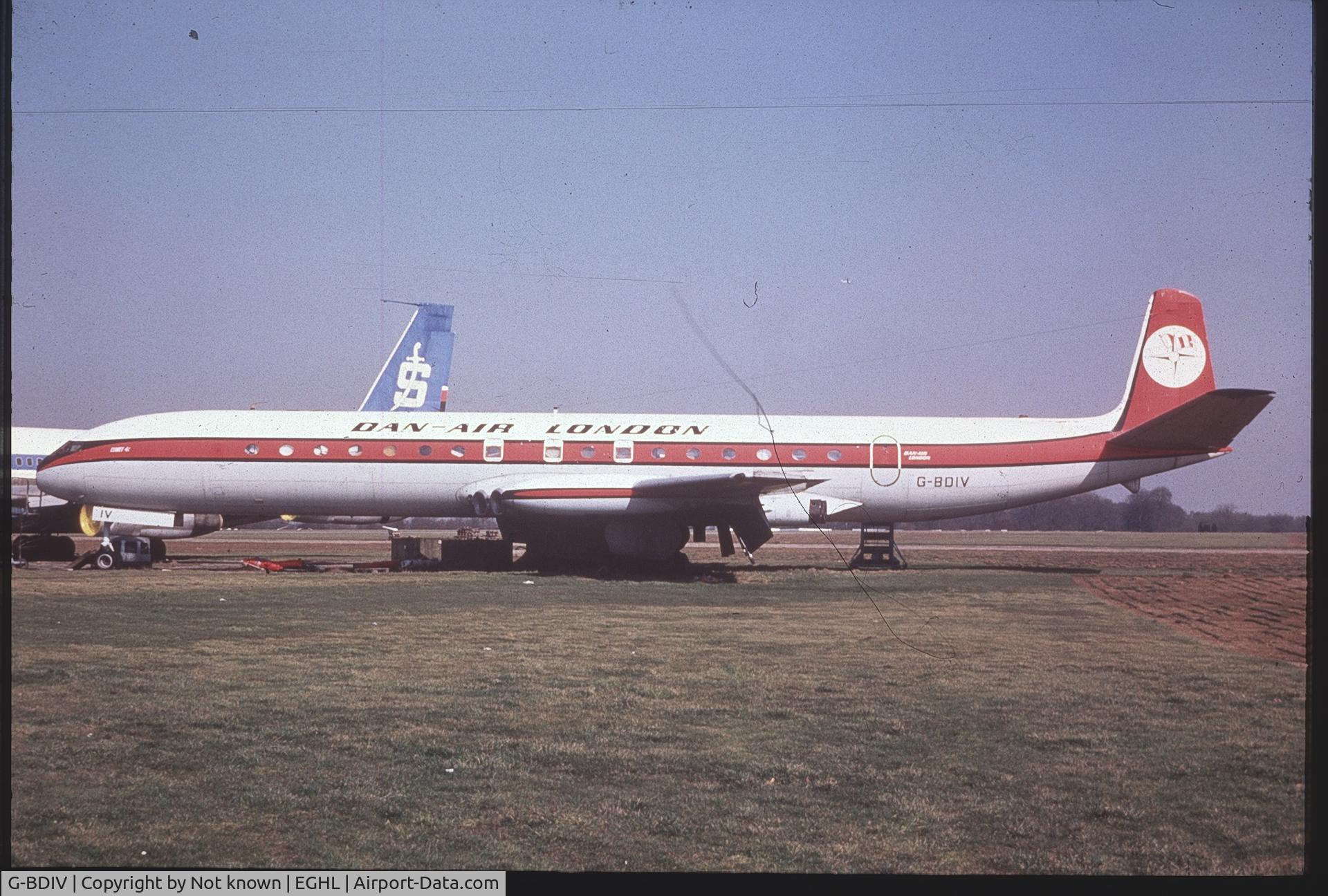 G-BDIV, 1962 De Havilland DH.106 Comet 4C C/N 6469, Taken in 1985 at Lashan, UK (EGHL)