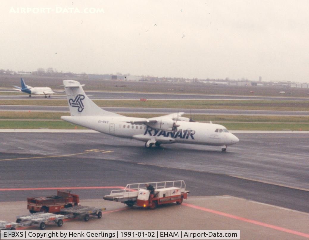 EI-BXS, 1989 ATR 42-320 C/N 142, Ryanair