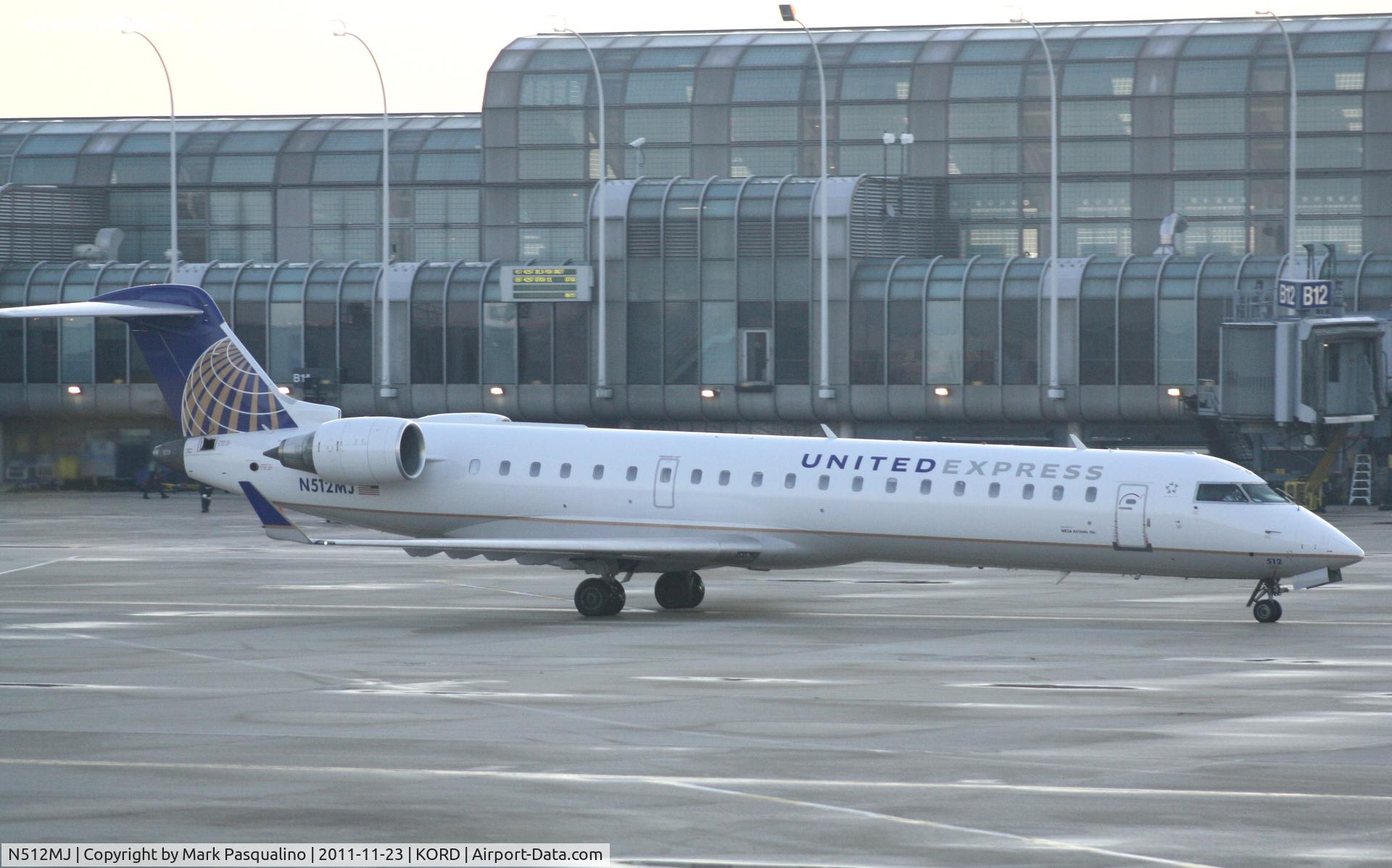 N512MJ, 2003 Canadair CL-600-2C10 Regional Jet CRJ-700 C/N 10109, CL-600-2C10
