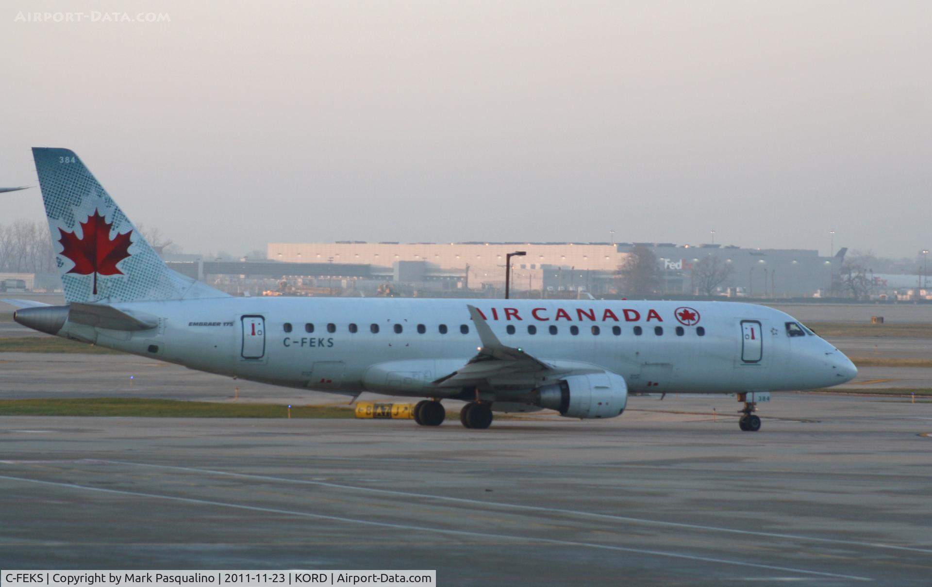 C-FEKS, 2005 Embraer 175SU (ERJ-170-200SU) C/N 17000110, ERJ 170-200 SU