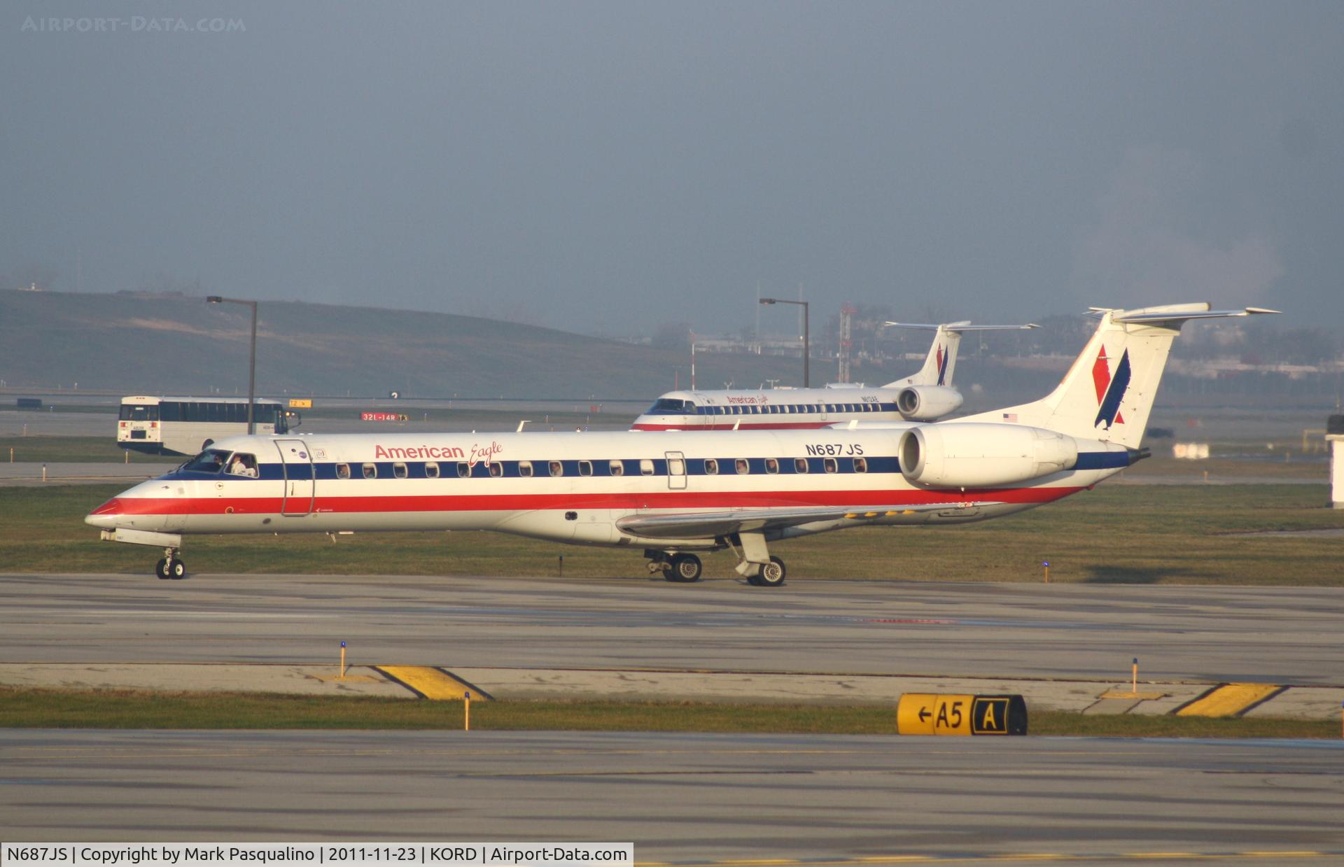 N687JS, 2004 Embraer ERJ-145LR (EMB-145LR) C/N 14500846, EMB-145LR