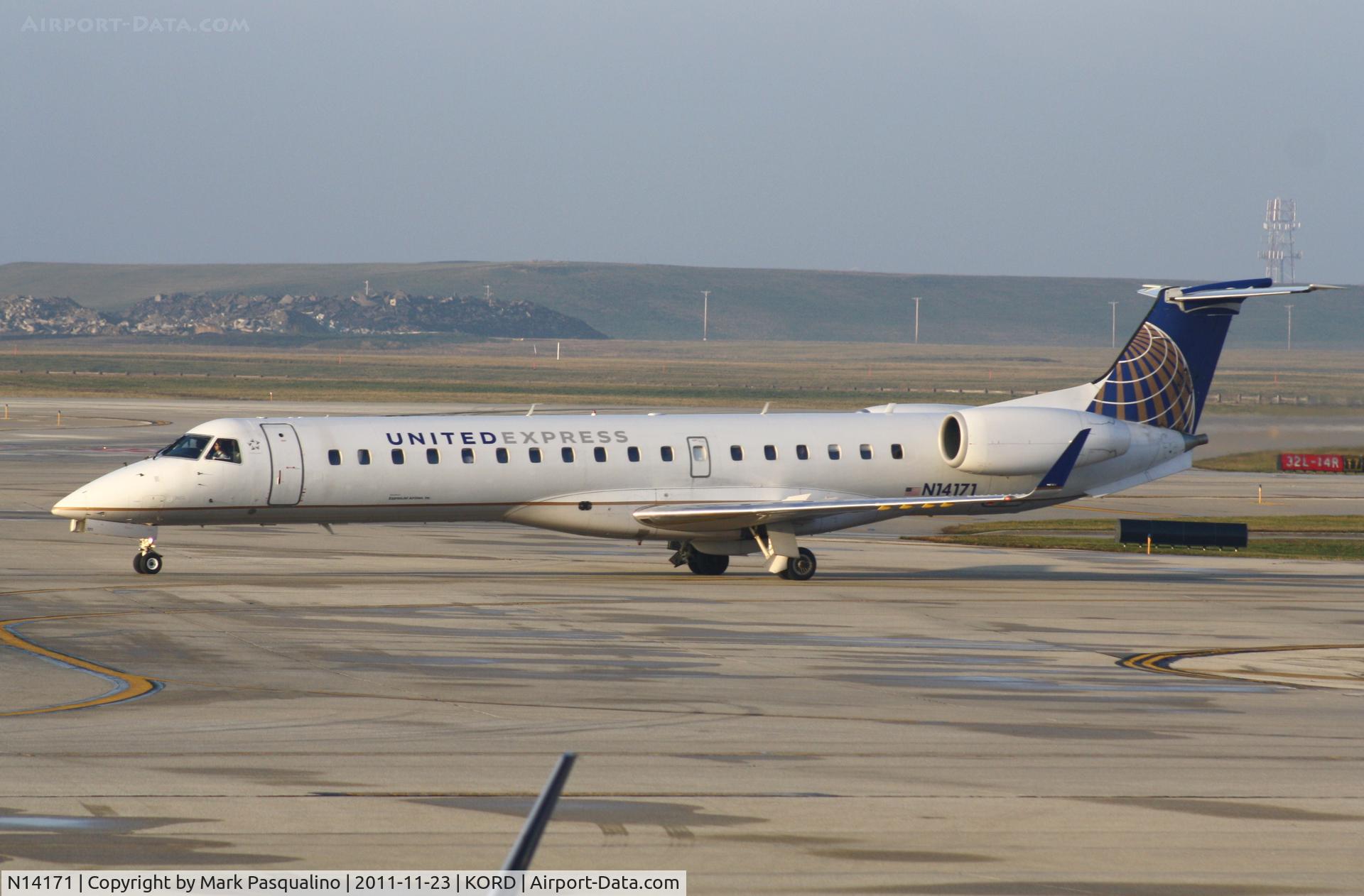 N14171, 2004 Embraer ERJ-145XR (EMB-145XR) C/N 14500859, EMB-145XR