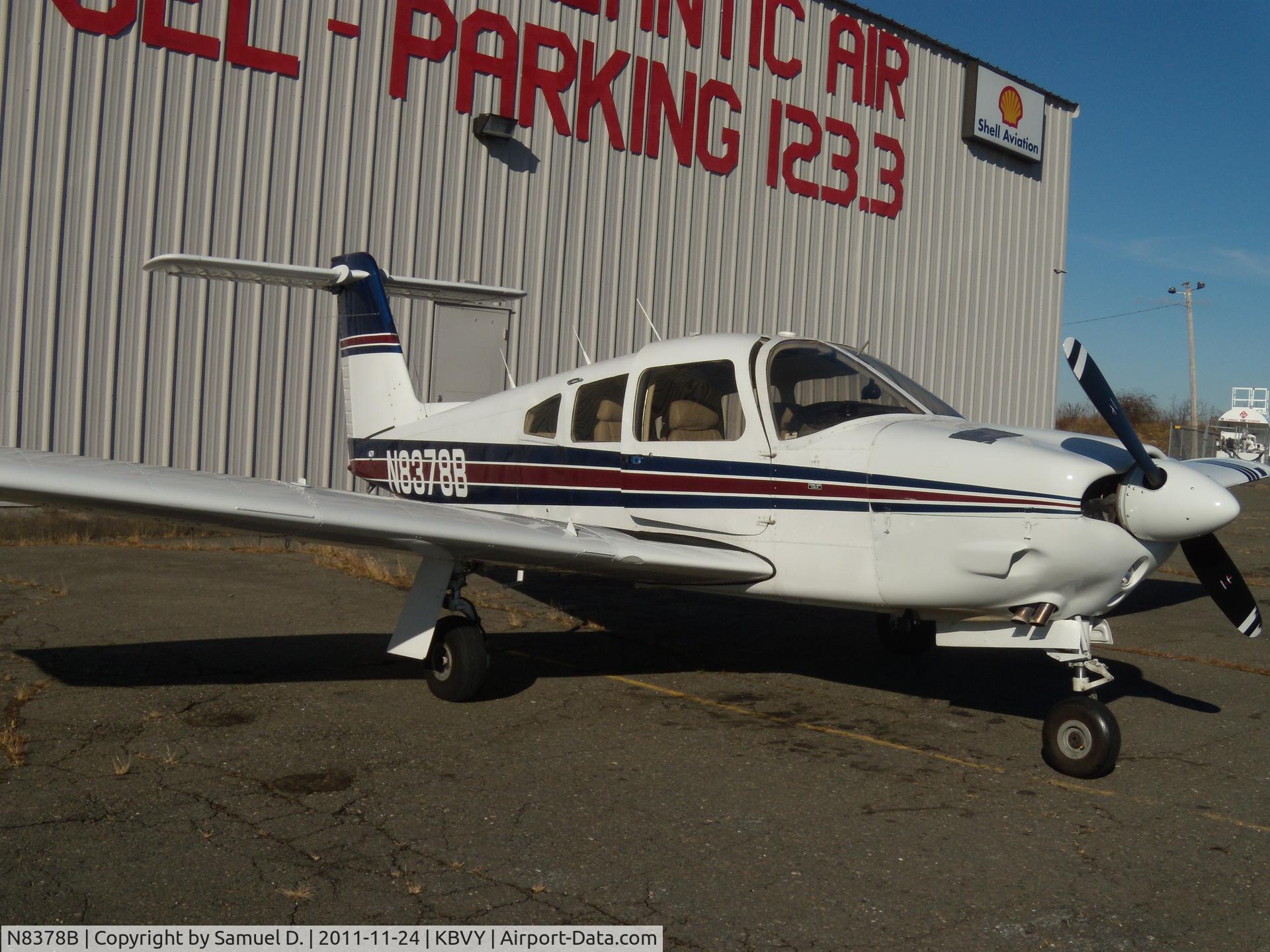 N8378B, 1981 Piper PA-28RT-201 Arrow IV C/N 28R-8118042, N8378B at Beverly Flight Center.