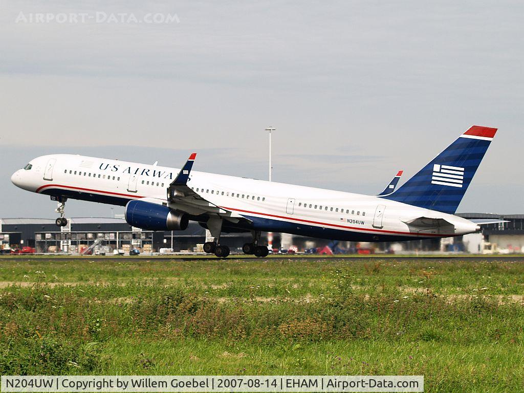 N204UW, 2000 Boeing 757-23N C/N 30886, Take of from runway 24 from Amsterdam Airport