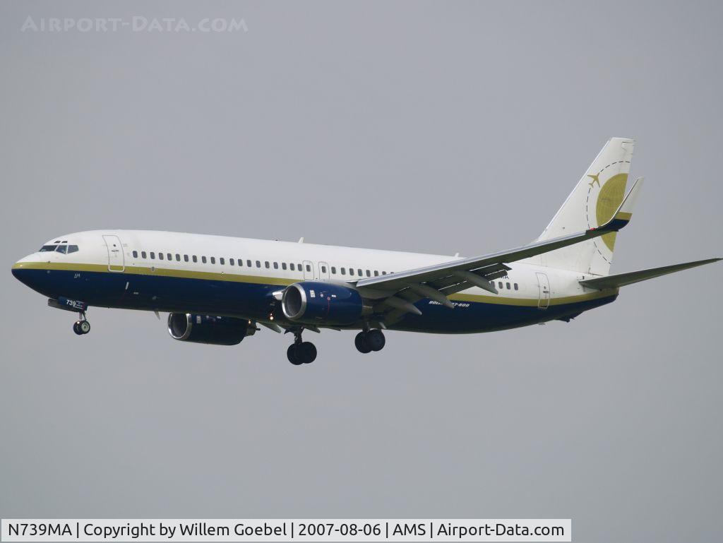 N739MA, 2004 Boeing 737-8Q8 C/N 30670, Landing on runway C18 from Amsterdam Airport