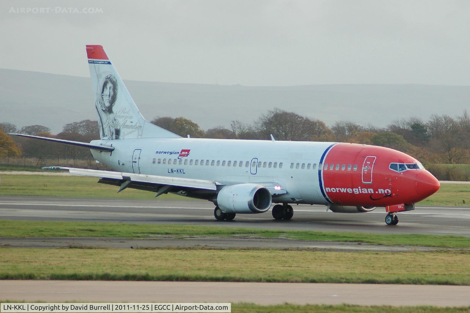 LN-KKL, 1997 Boeing 737-36N C/N 28671, Norwegian Air Shuttle Boeing 737-36N taxiing Manchester Airport.