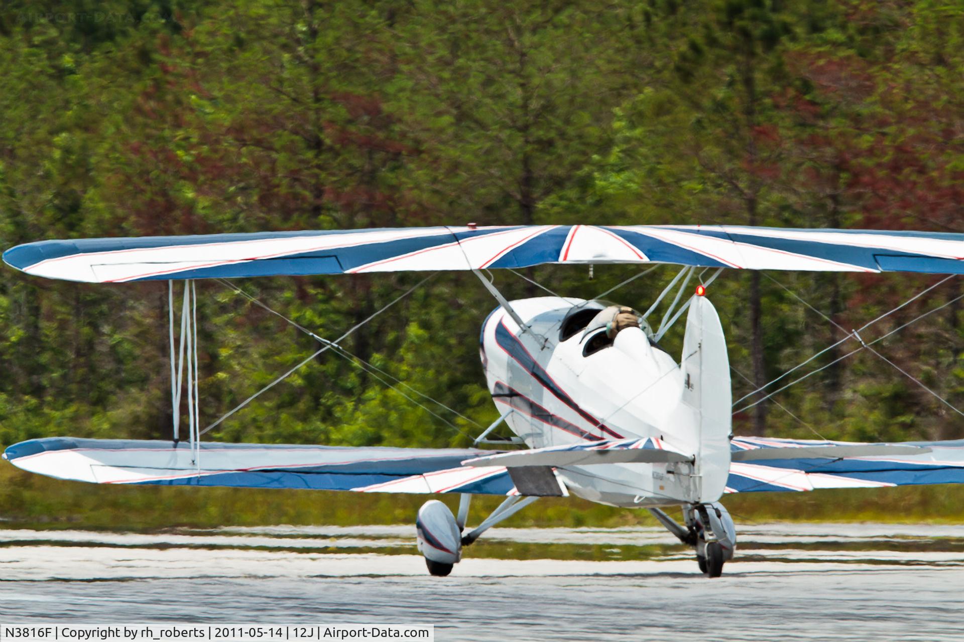 N3816F, 1977 Great Lakes 2T-1A-2 Sport Trainer C/N 0784, taxiing 12J