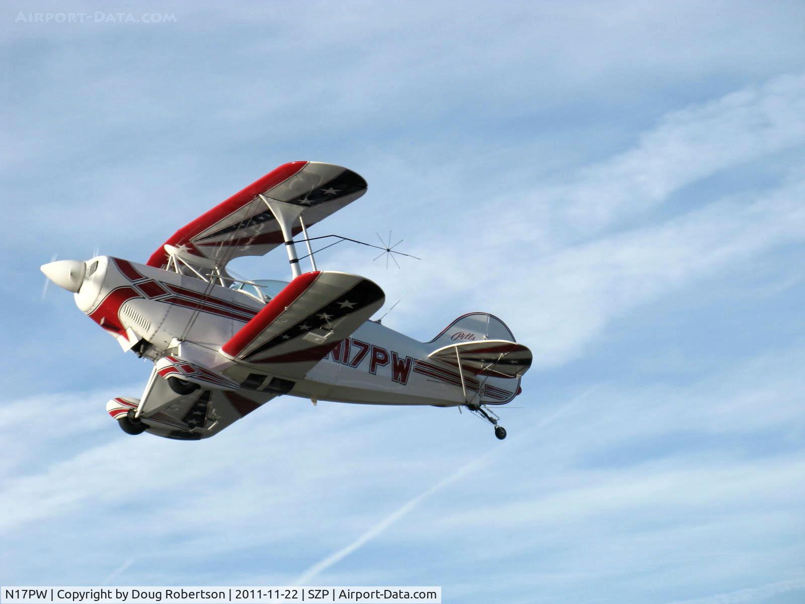 N17PW, 1988 Christen Pitts S-2B Special C/N 5148, 1988 Christen Inds. Inc. PITTS S-2B, Lycoming AEIO-540 260 Hp, full inverted systems production PITTS, takeoff climb Rwy 22