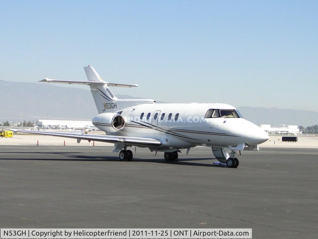 N53GH, 1981 Hawker Siddeley HS.125 Series 700A C/N 257164, Waiting for crew and passengers