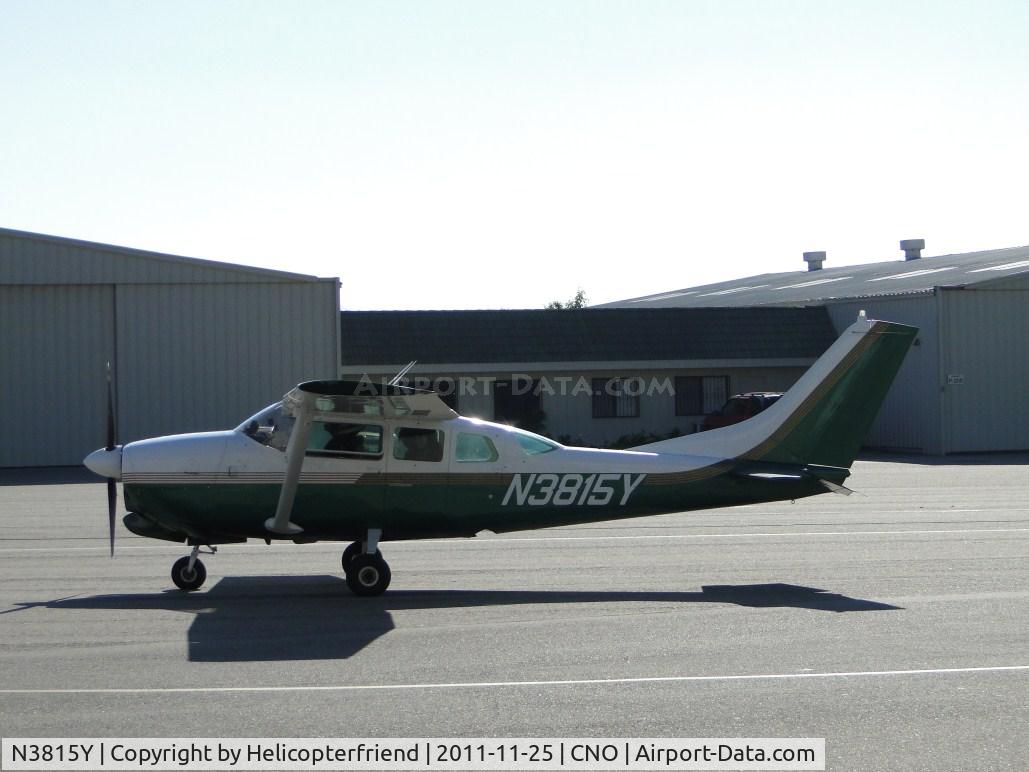 N3815Y, 1964 Cessna 210D Centurion C/N 21058315, Taxiing towards the runway