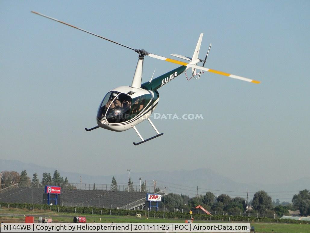 N144WB, 1998 Robinson R44 C/N 0545, All passengers aboard, nose down and heading westbound