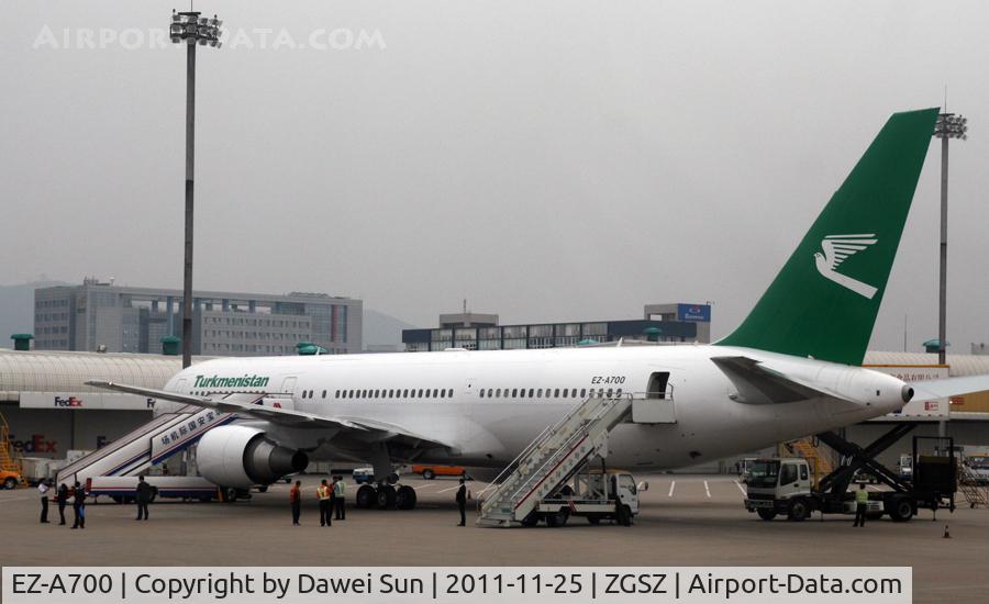 EZ-A700, 2004 Boeing 767-32K/ER C/N 33968, Turkmenistan president visits Shenzhen