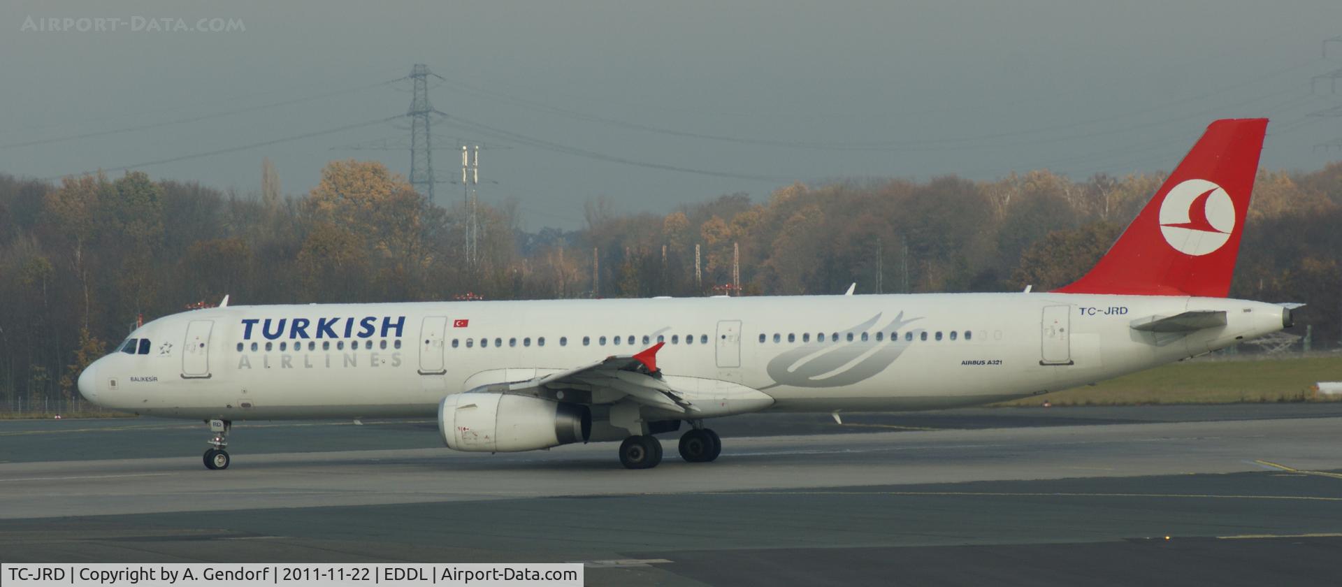 TC-JRD, 2007 Airbus A321-231 C/N 3015, Turkish Airlines, waiting for take-off clearence at Düsseldorf Int´l (EDDL)
