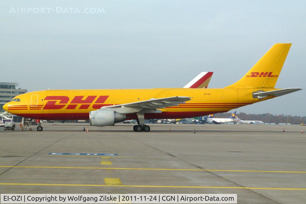 EI-OZI, 1982 Airbus A300B4-203(F) C/N 219, visitor