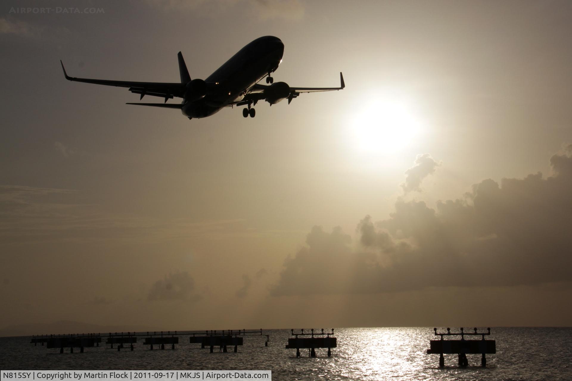 N815SY, 2002 Boeing 737-8BK C/N 30623, .....