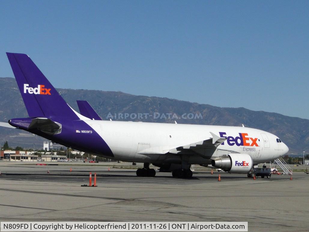 N809FD, 1987 Airbus A310-324 C/N 449, Parked in Fed Ex overflow space awaiting to be loaded