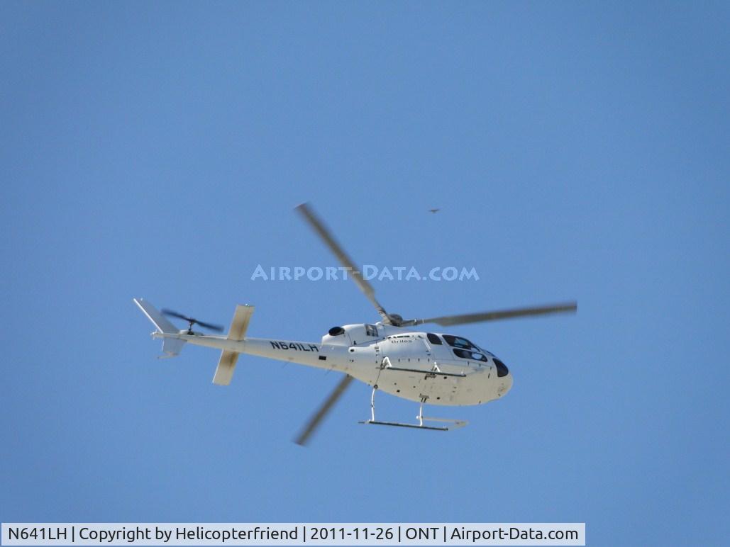 N641LH, 1995 Eurocopter AS-355N Twinstar C/N 5604, Flying with the birds and turning final for runway 26R