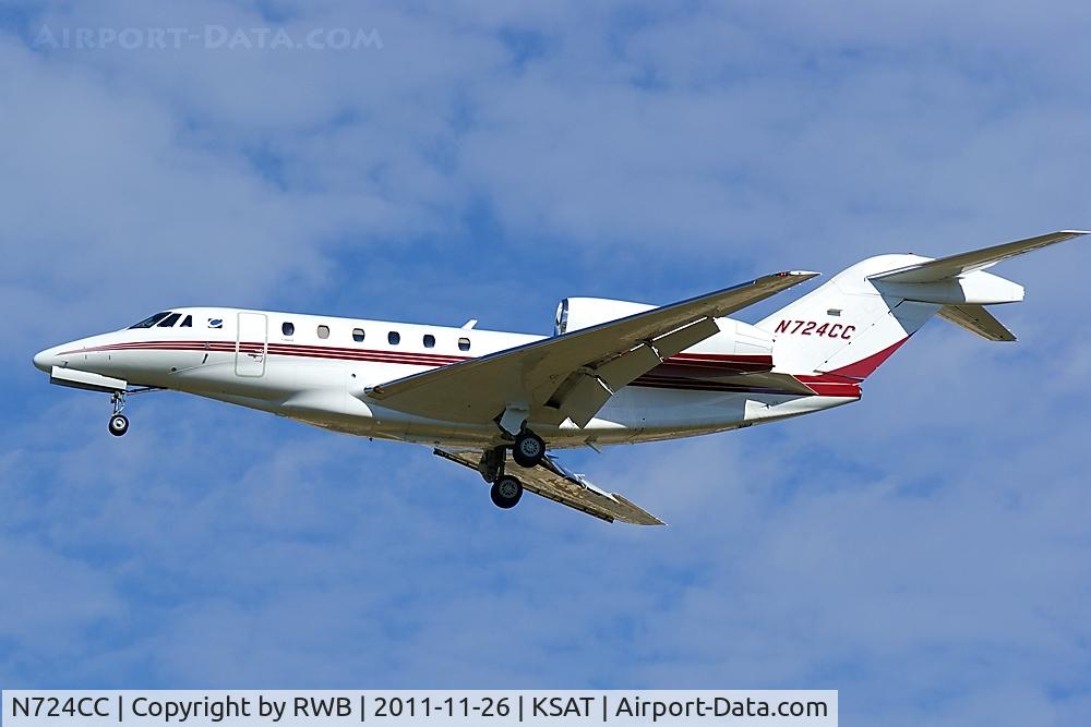 N724CC, 1998 Cessna 750 Citation X Citation X C/N 750-0062, Landing 30L
