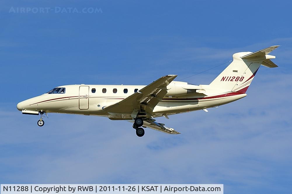 N11288, 1990 Cessna 650 C/N 650-0184, Landing 30L